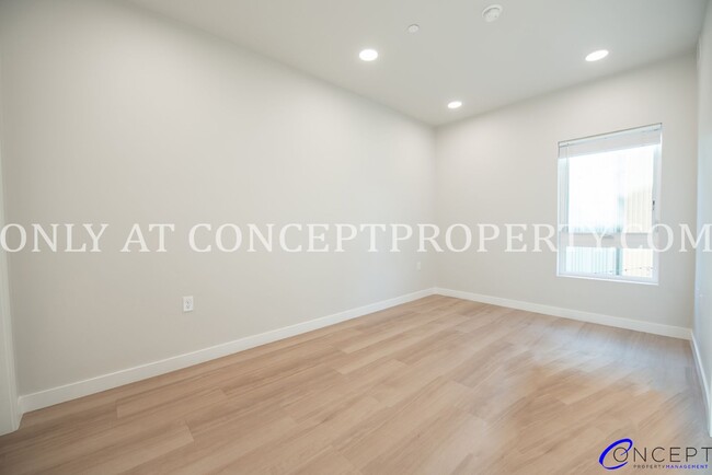 Building Photo - Brand-New Luxury Living with Mountain Charm at Studio Crossing - ***ONE MONTH RENT FREE(oac)***