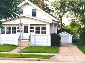 Building Photo - 1220 W Packard St