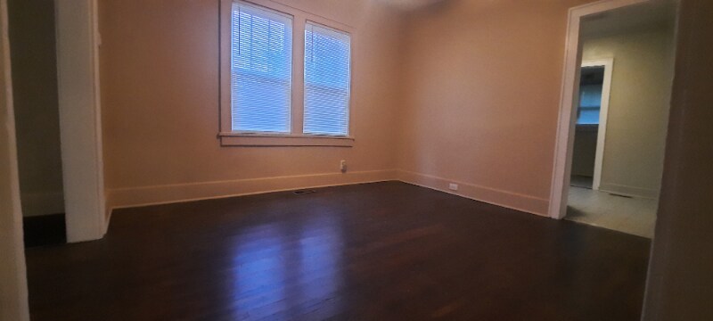 Building Photo - 636 Benton Ave