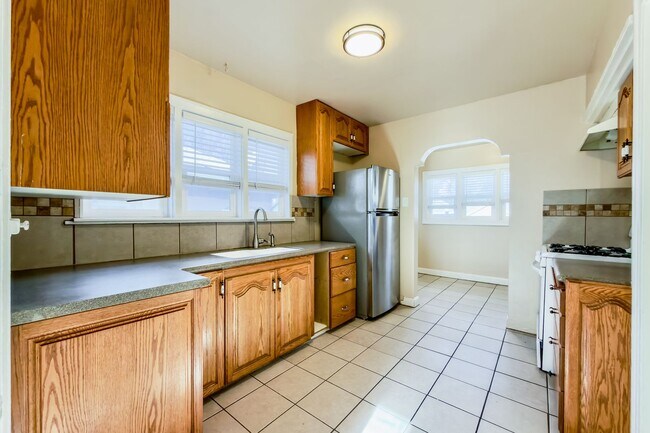 Building Photo - Binford