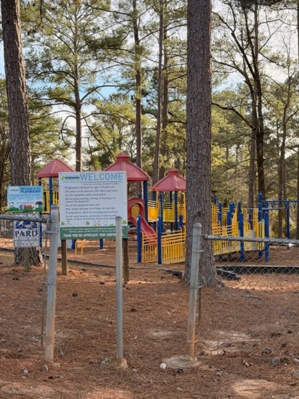 Building Photo - 2430 Sea Gull Ln