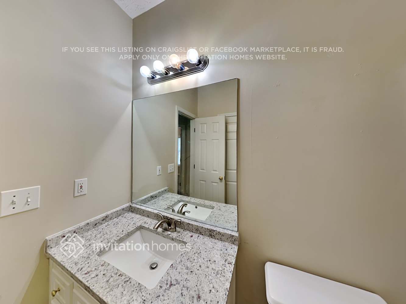 Building Photo - 304 Apache Dr