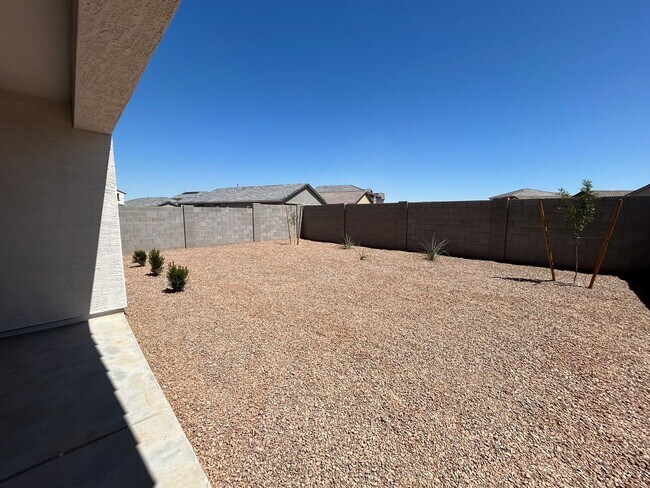 Building Photo - 4 BR, 3 bath, Beautiful Maricopa home in p...
