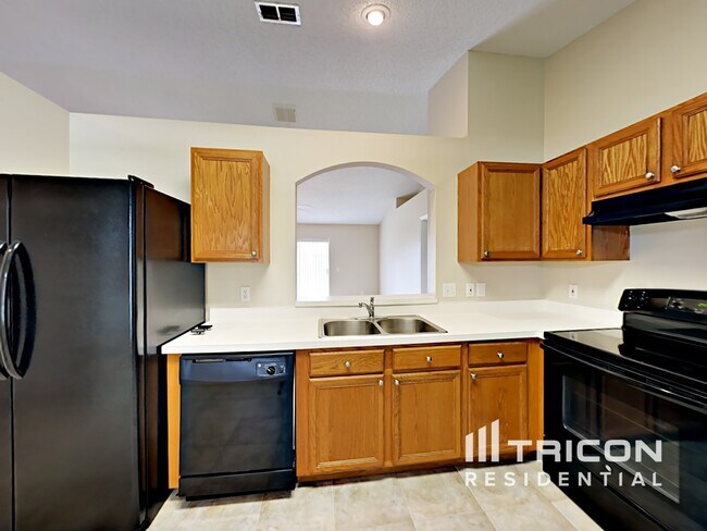 Building Photo - 2880 Lockwood Boulevard Deltona FL
