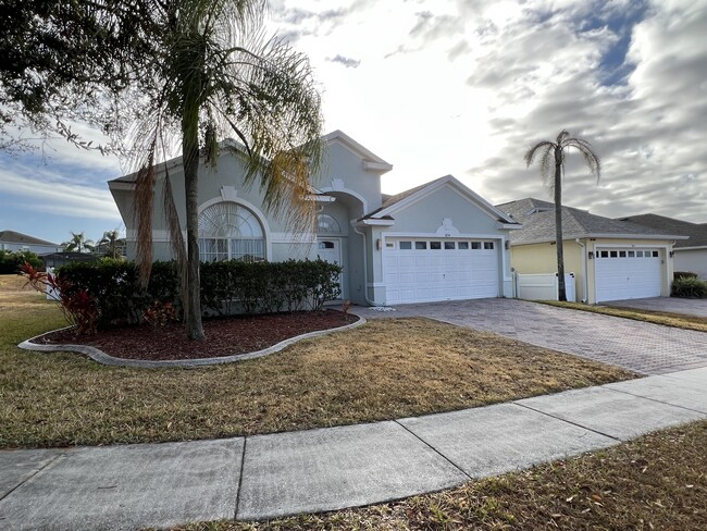 Building Photo - 874 Birkdale St