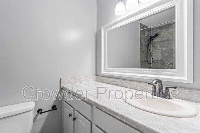 Building Photo - 3612 Sargeant Dr