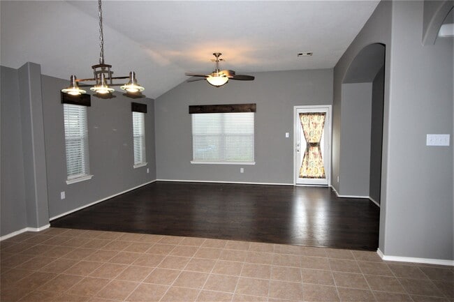 Building Photo - 3604 Kale St