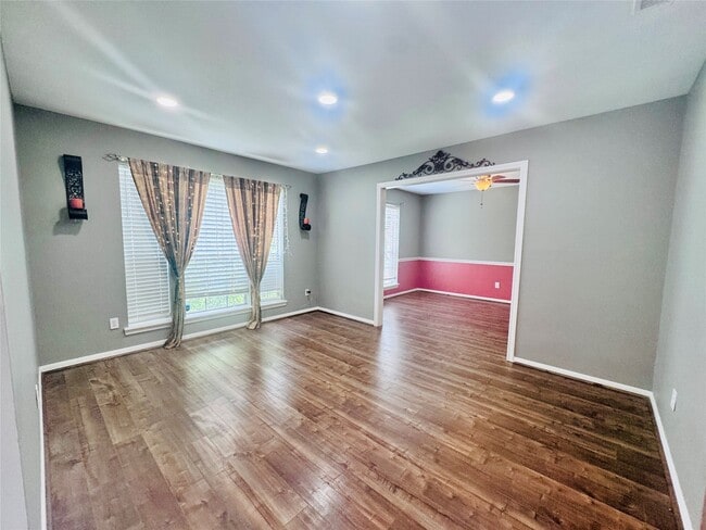 Building Photo - 506 Birch Hill Dr
