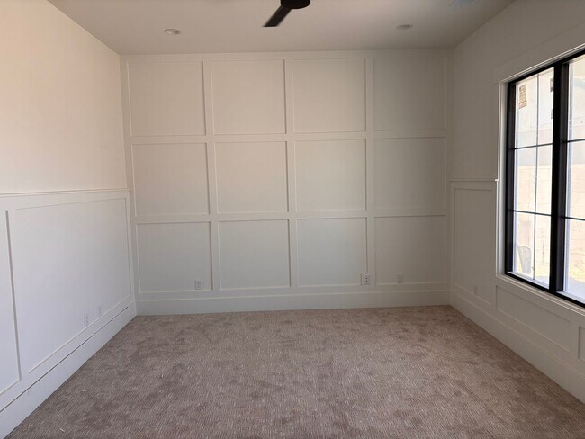 Building Photo - BRAND NEW 5 bed | 3 bath | 3 car garage cu...