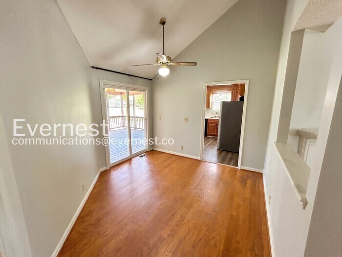 Building Photo - 1540 Stone Hill Rd