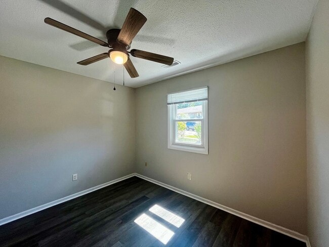 Building Photo - Duplex for Rent by Capital Property Manage...