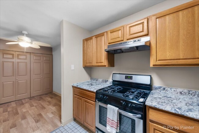 Building Photo - 1457 N Winslowe Dr