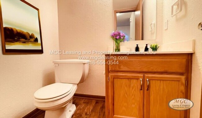 Building Photo - Space and Privacy Await in This Independen...