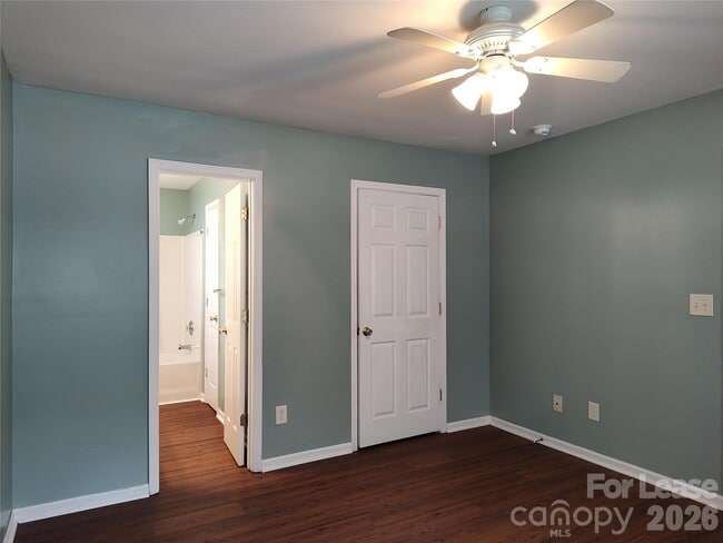 Building Photo - 5226 Beam Lake Dr