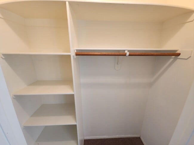 Building Photo - Beautiful 2 Bedroom / 2 Bath 1st floor Condo Unit in Sunset Cliffs.