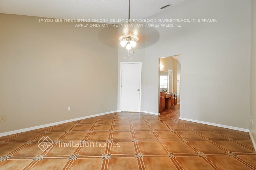 Building Photo - 9201 Rockrose Dr