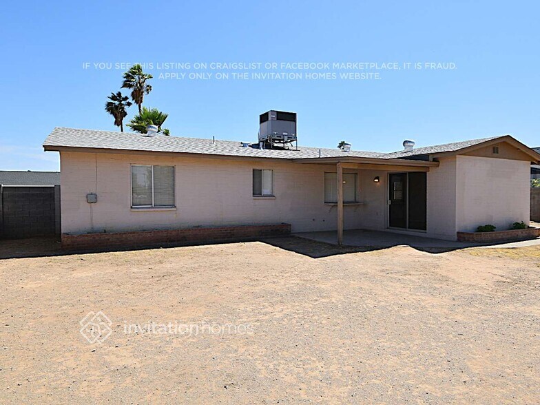 Building Photo - 3462 E Shaw Butte Dr