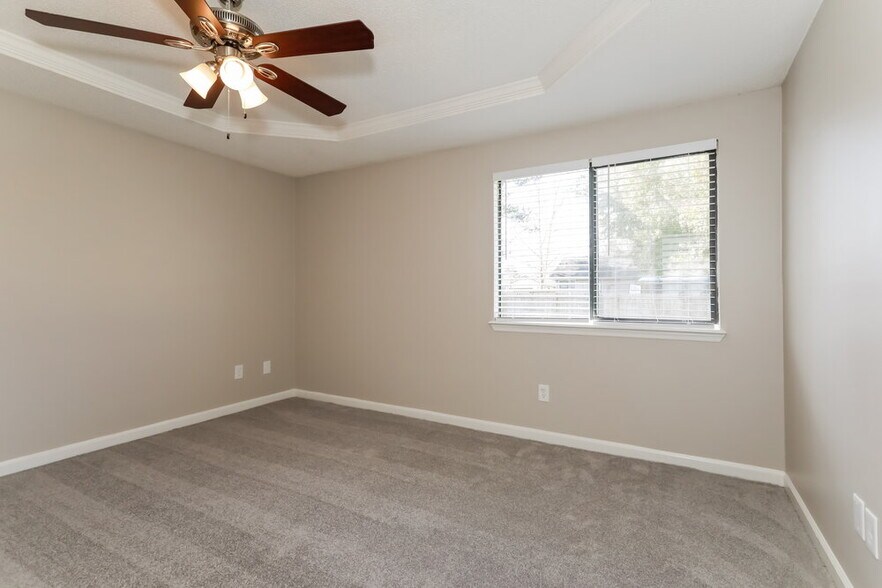 Building Photo - 1782 Farm Way