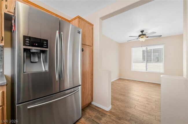 Building Photo - 66 Belle Maison Ave