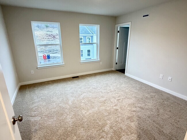 Building Photo - 531 Cooper St