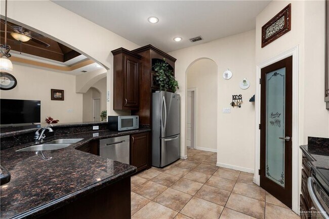 Building Photo - 22 Rocotillo Ln