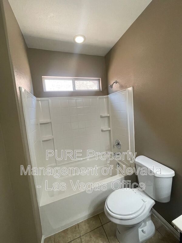 Building Photo - 3904 Ropers Ranch St