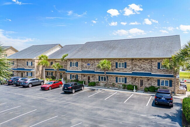 Building Photo - 215 Double Eagle Dr