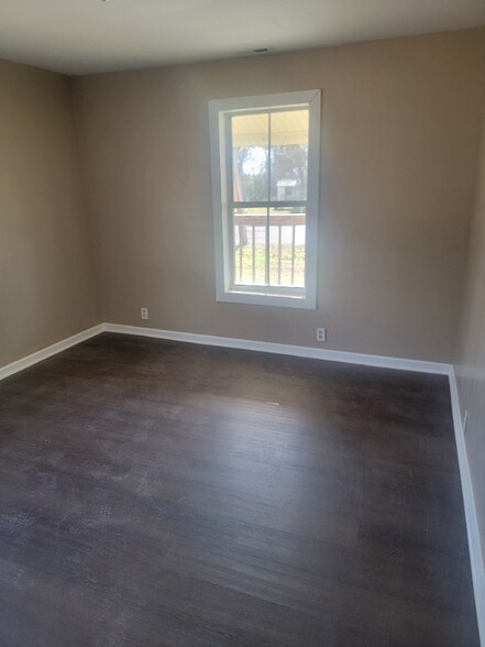 Building Photo - 1915 Appling St