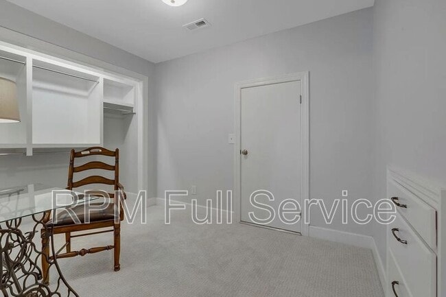 Building Photo - 177 Cottonwood Dr