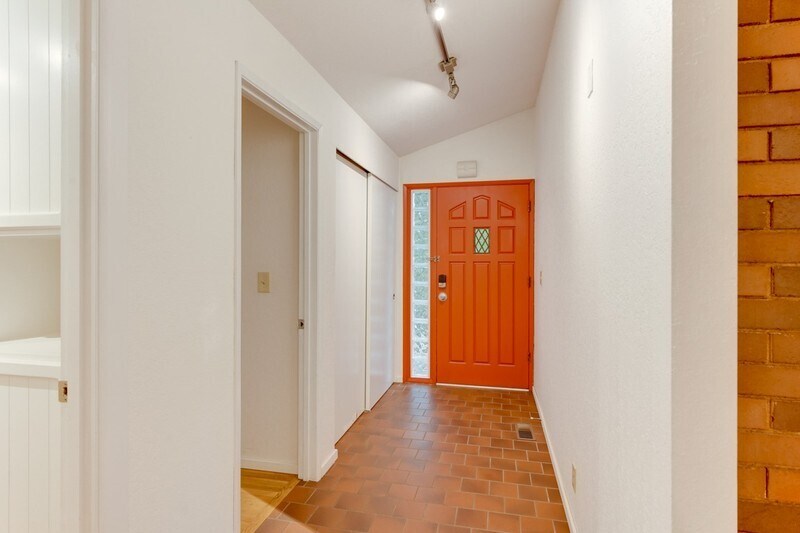 Building Photo - 1614 NE 199th Ct