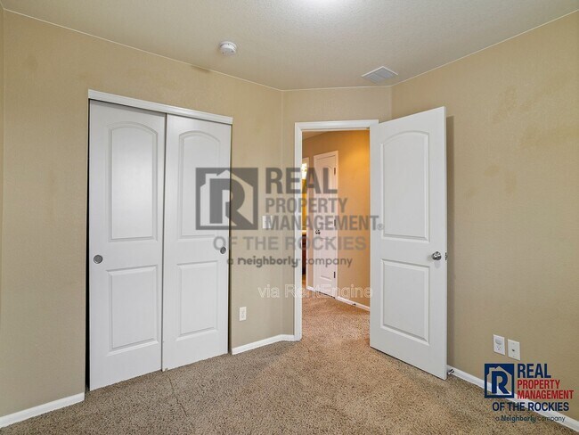 Building Photo - 1620 Kelmsley Ct