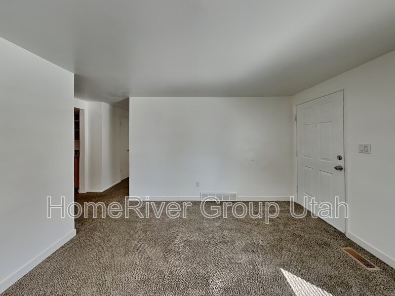 Building Photo - 1058 W 1100 N