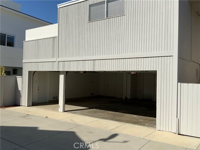 Building Photo - 2137 Channel Rd