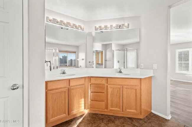 Building Photo - 4028 Portola Dr