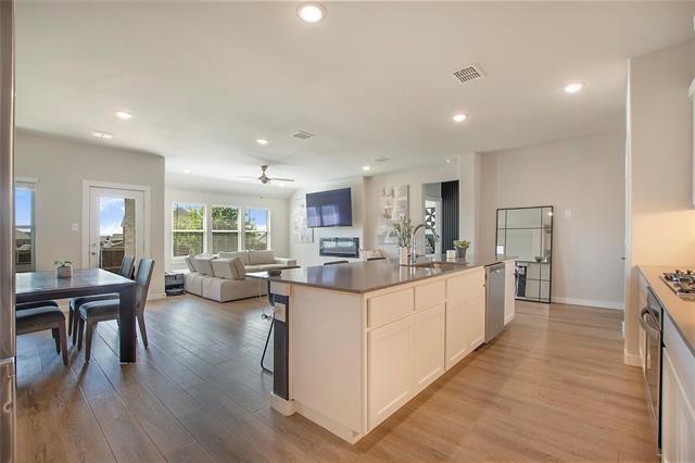 Building Photo - 4007 Buckeye Bnd