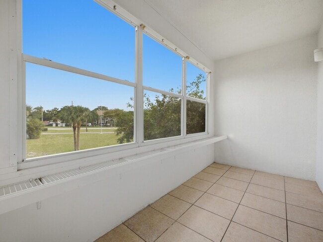 Building Photo - 6289 Lear Dr