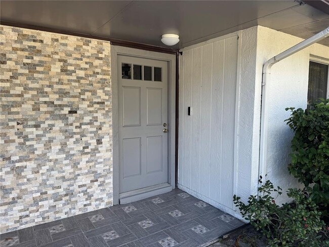 Building Photo - 3433 Laurel Dale Dr