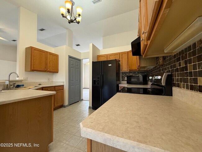 Building Photo - 4725 Innisbrook Ct N