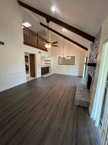 Building Photo - 6732 Beach Blvd