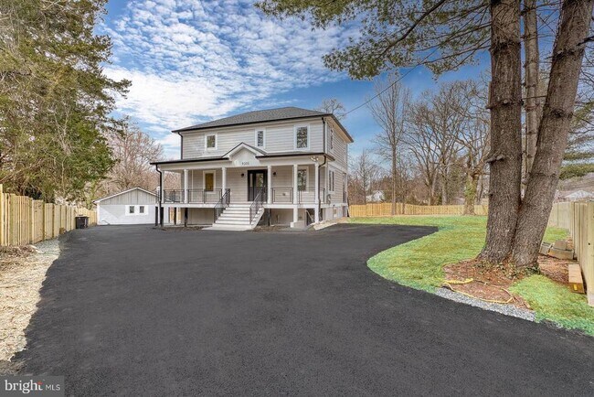 Primary Photo - 9300 Riggs Rd