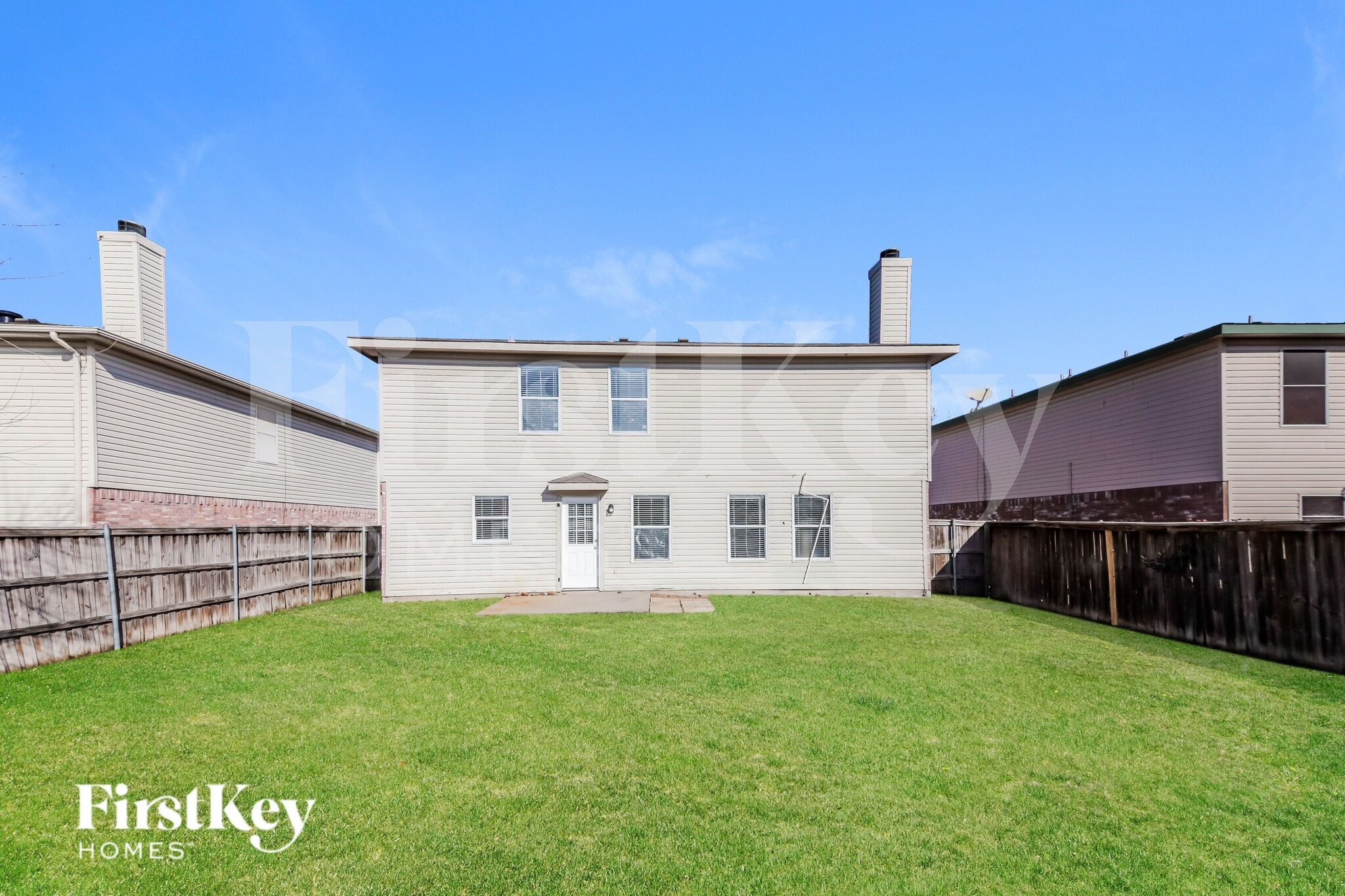 Building Photo - 4519 Green Meadow Dr