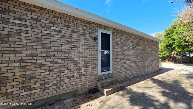 Building Photo - 1550 S Atlantic Ave