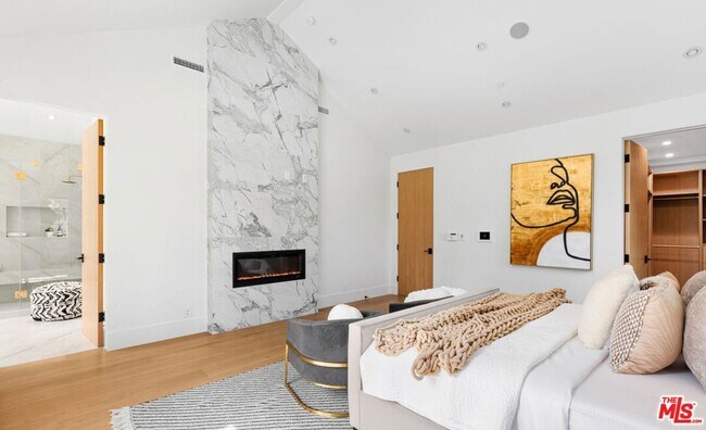 Building Photo - 2565 Patricia Ave