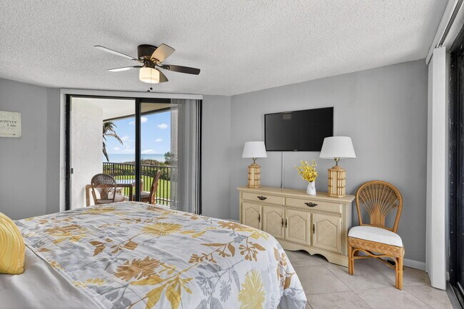 Building Photo - 9650 S Ocean Dr