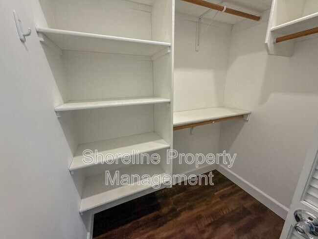 Building Photo - 18165 N Midland Blvd