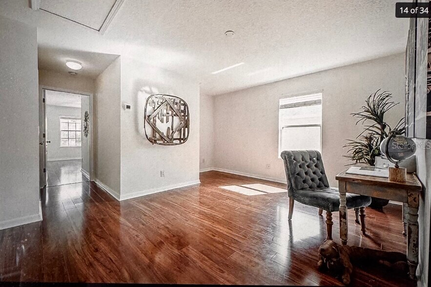 Building Photo - 10545 Shady Falls Ct