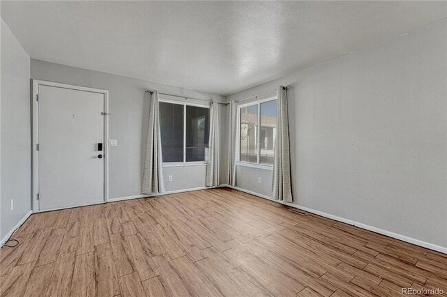 Building Photo - 7968 Chase Cir