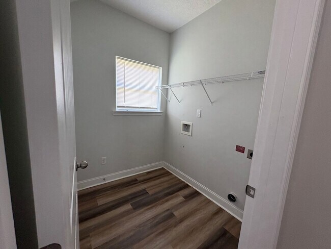 Building Photo - 1229 Grayson Ave