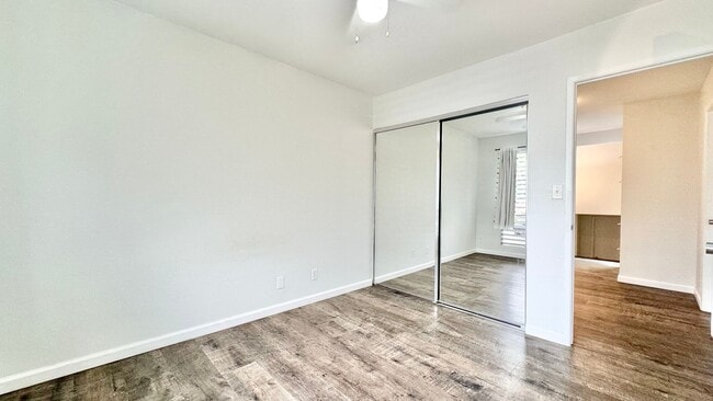 Building Photo - UPDATED 3 BEDROOM WITH 2 CAR GARAGE IN AIEA