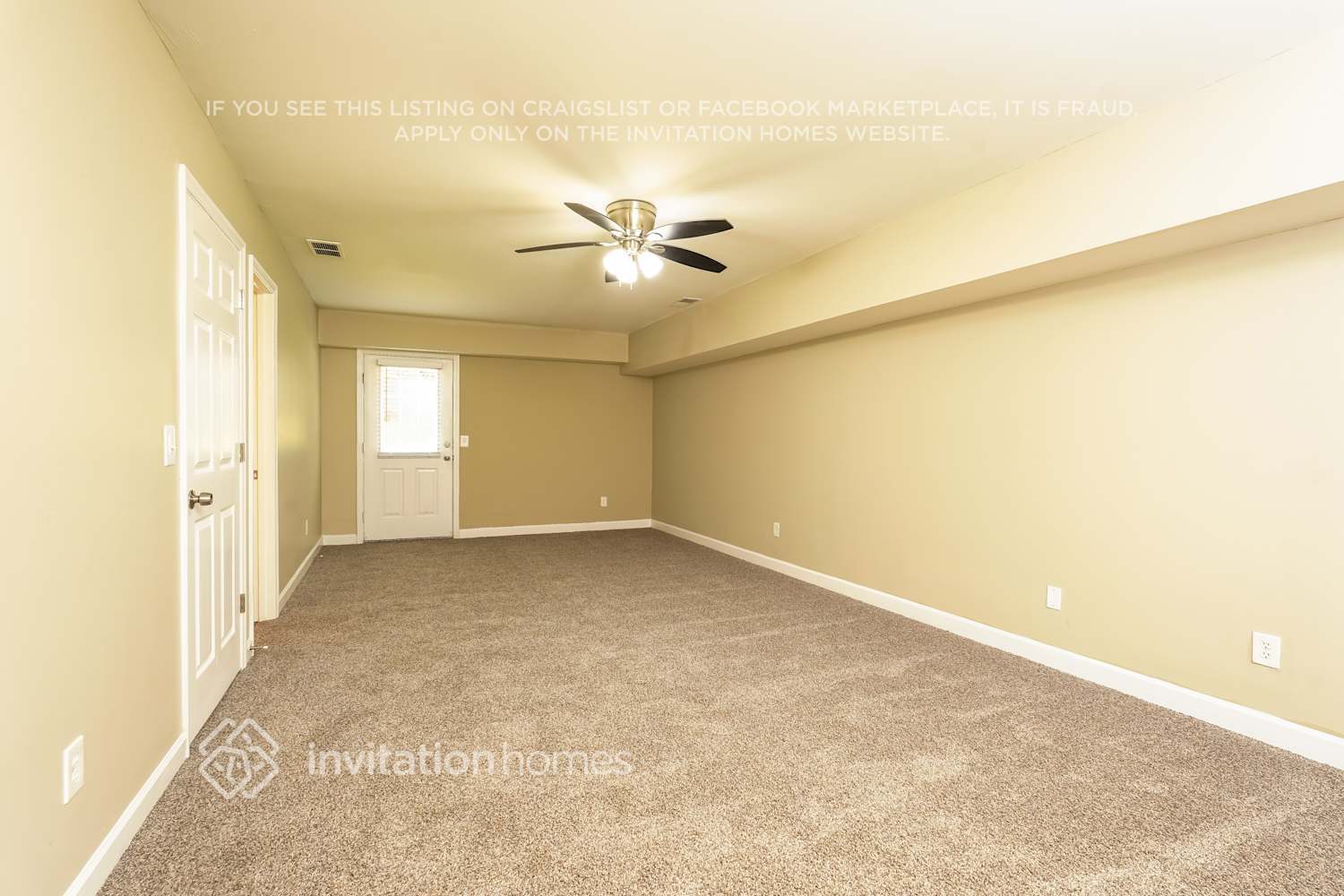 Building Photo - 2741 Bridgeport Dr